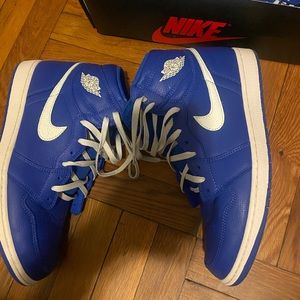Nike Air Jordan 1 Hyper Royal size 13 Men’s